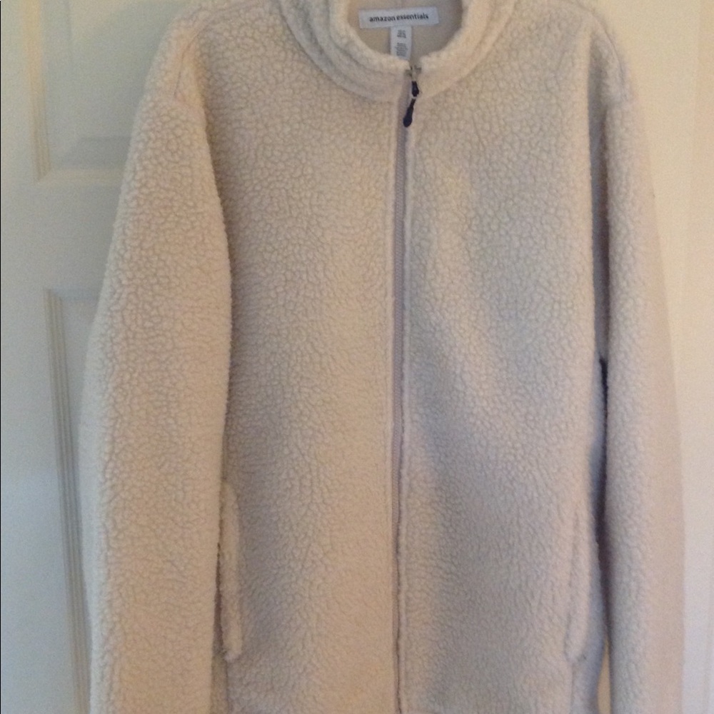 Fleece zip up mens jacket.